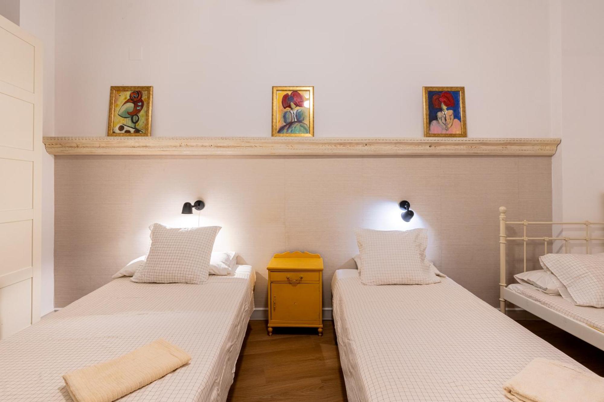 House Sevillana Parking Экстерьер фото