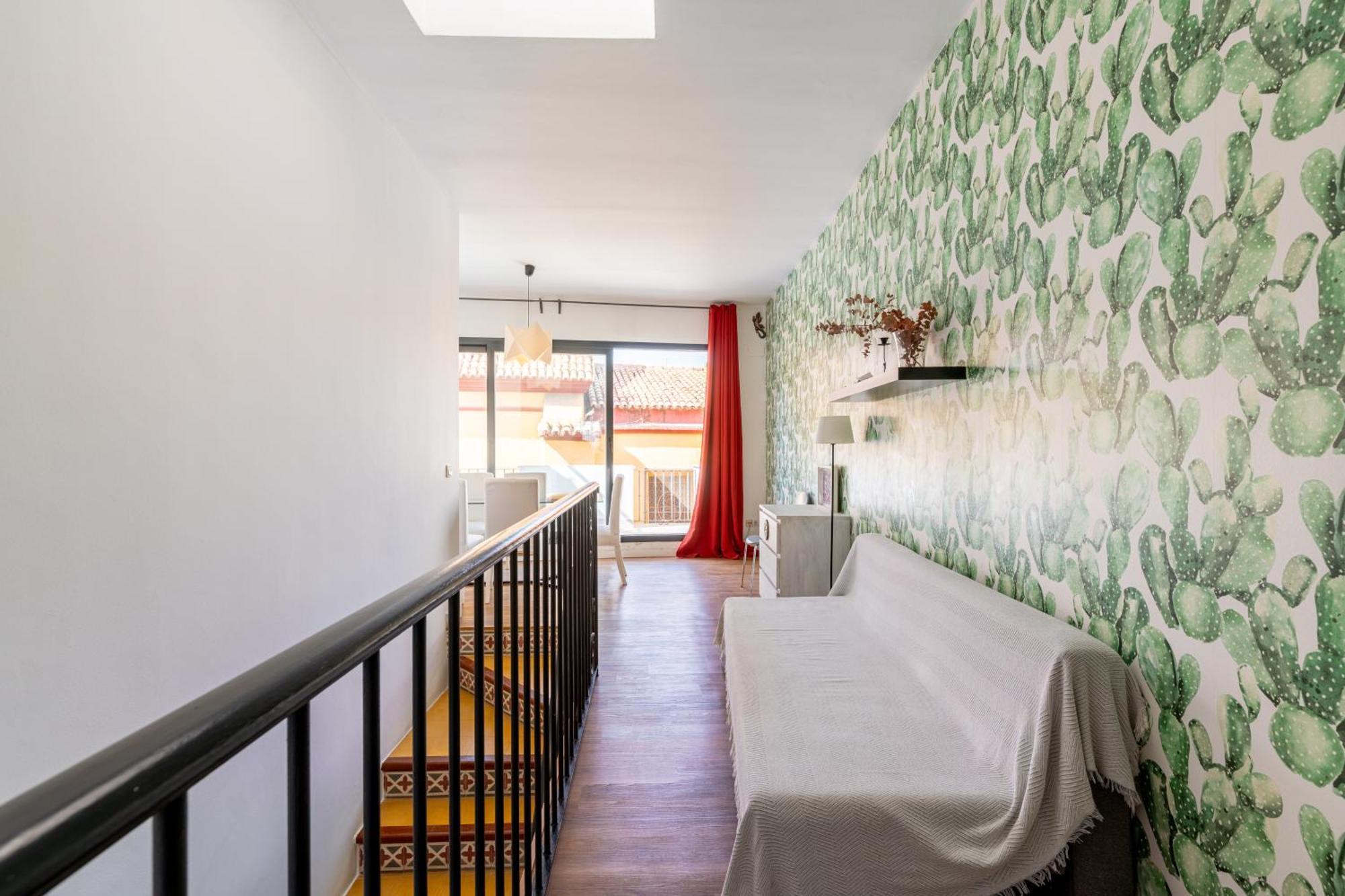 House Sevillana Parking Экстерьер фото