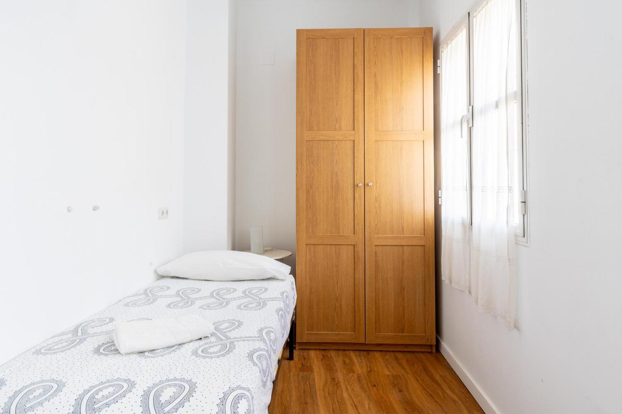 House Sevillana Parking Экстерьер фото